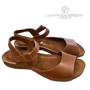 UNITY in DIVERSITY Women's Ronda Sprinter Espanol Leather Sandals w/Box 38 7.5